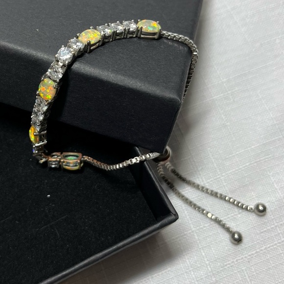 Silver tone Opal Tennis Bracelet. Unsure of the materials. Vintage. Beautiful - Picture 2 of 7